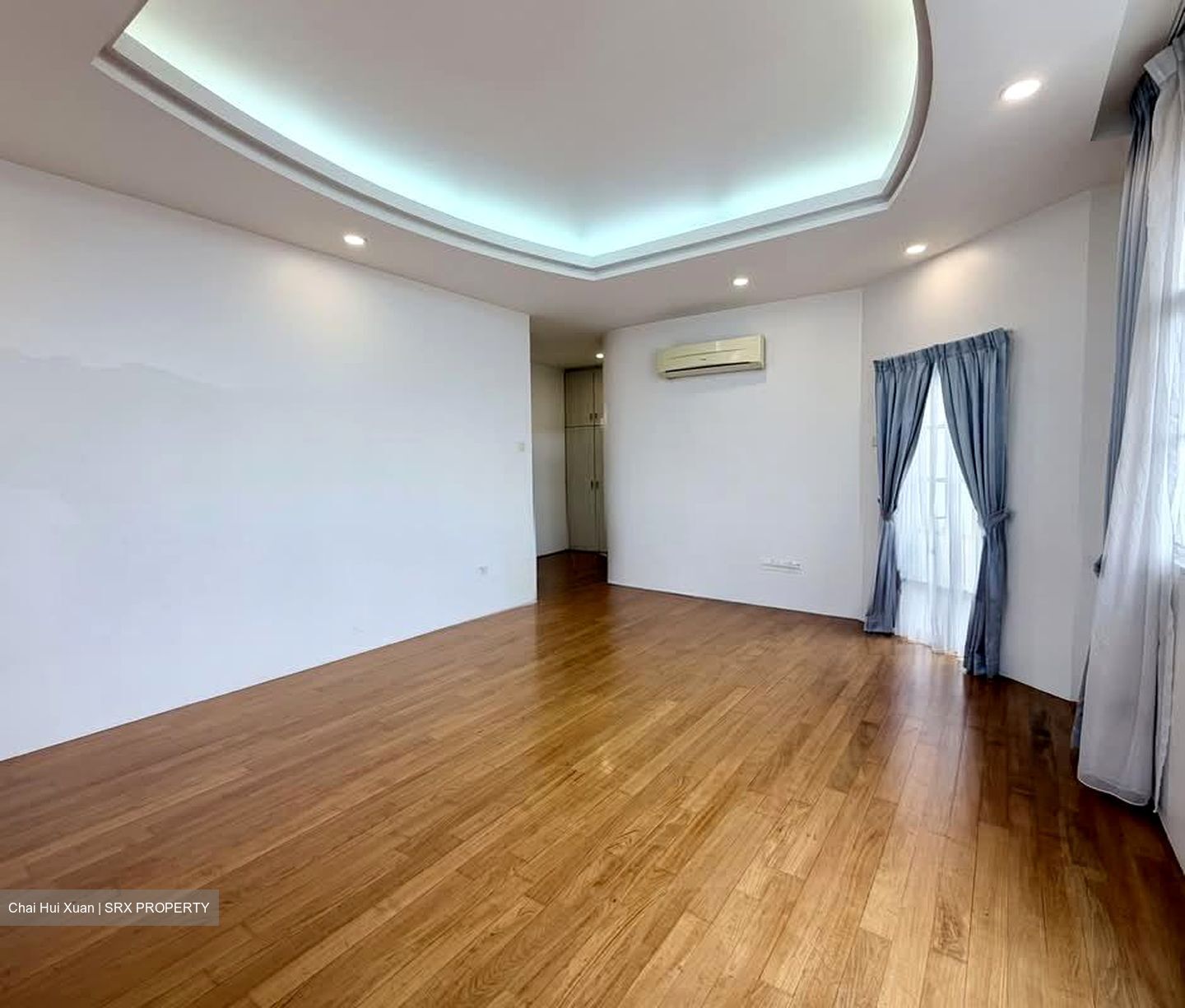 East Coast Hill (D16), Semi-Detached #532178891